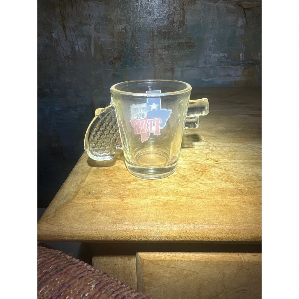 Don't Mess With Texas Pistol Shot Glass Novelty Handle Clear Barware